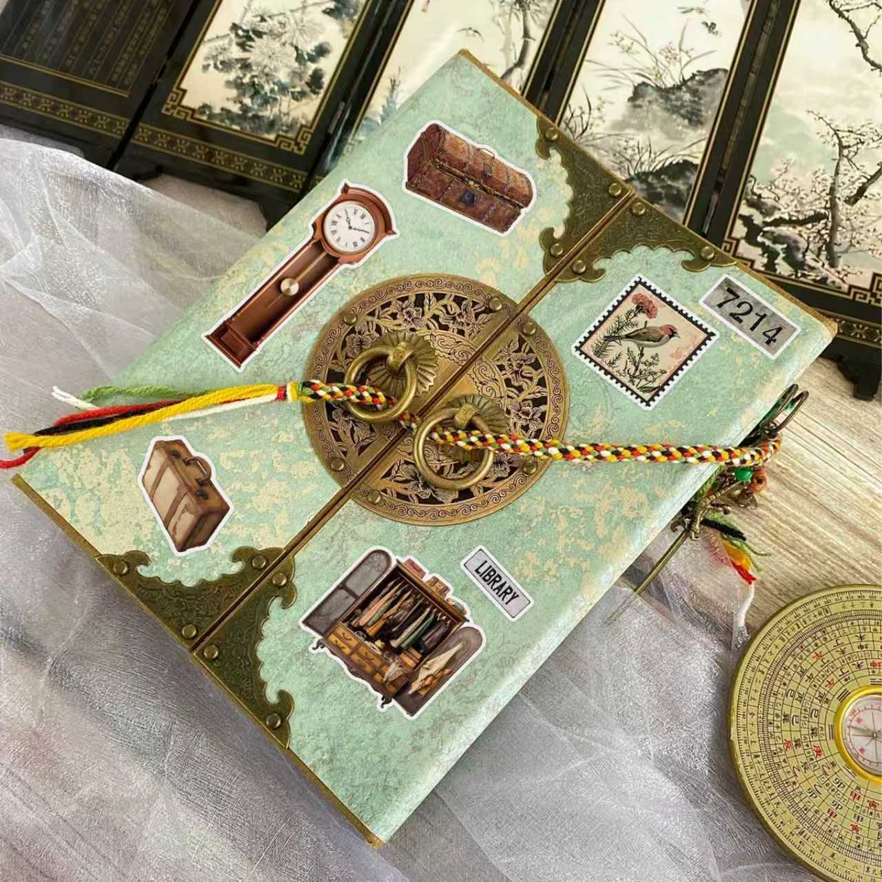 Livres autocollants bibelots V - Embellishments For Scrapbooking avis et prix